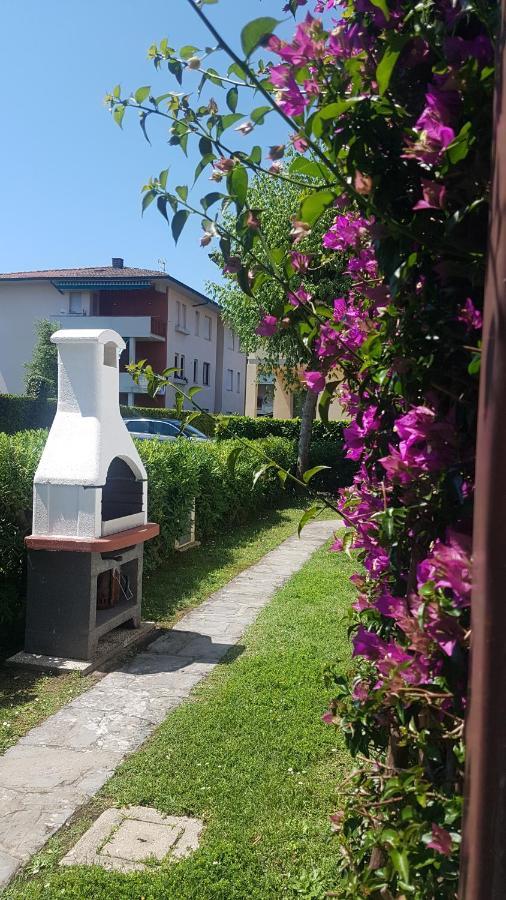Villetta Cinquale Versilia Bagian luar foto